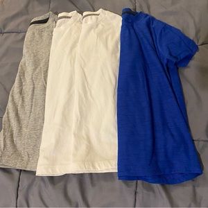 Boys size 5 shirts